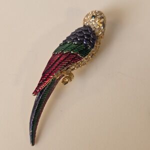 Vintage Unsigned Gold Tone Multi Colored Enamel & Rhinestone Parrot Brooch AS IS